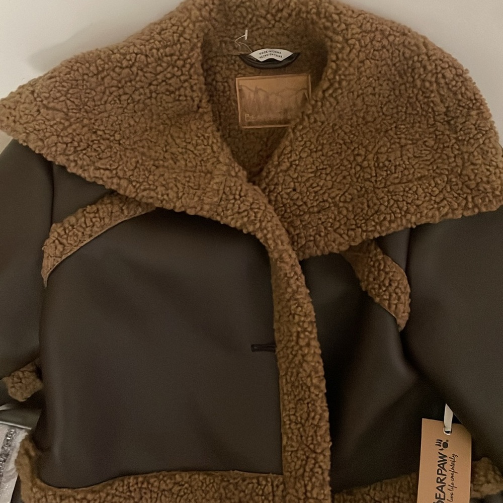 NWOT Bearpaw Sherpa Mixed Media Jacket Coat - Picture 3 of 7